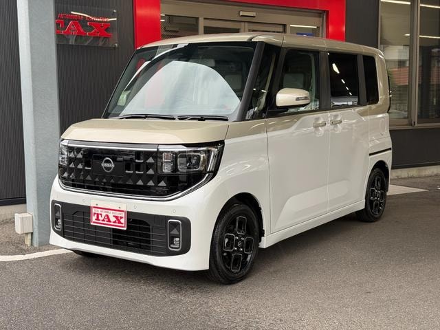 Nissan ROOX 2026 — фото автомобиля 1