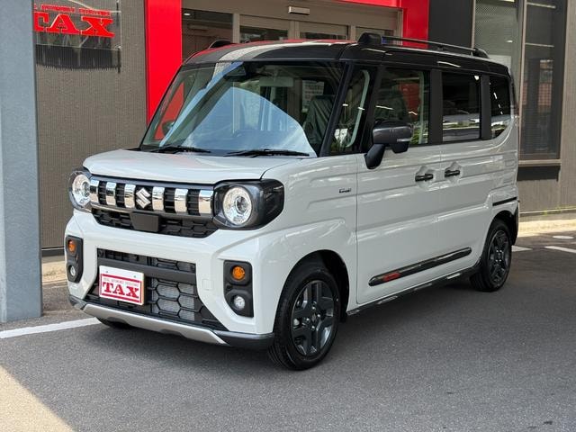 Suzuki SPACIA GEAR 2026 — фото автомобиля 1