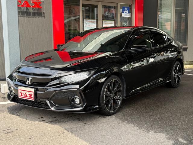 Honda CIVIC 2019 — фото автомобиля 1