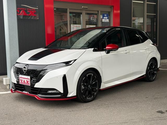 Nissan AURA 2022 — фото автомобиля 1