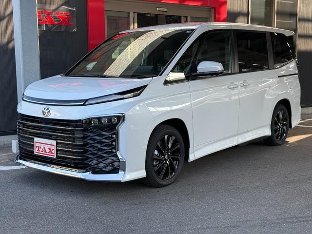 Toyota VOXY 2026 — фото автомобиля