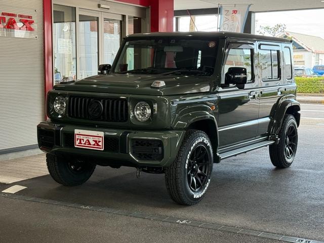 Suzuki JIMNY NOMADE 2025 — фото автомобиля