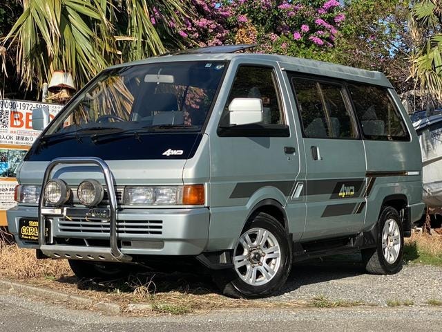 Nissan VANETTE LARGO COACH 1987 — фото автомобиля