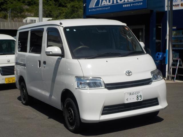 Toyota TOWNACE VAN 2021 — фото автомобиля