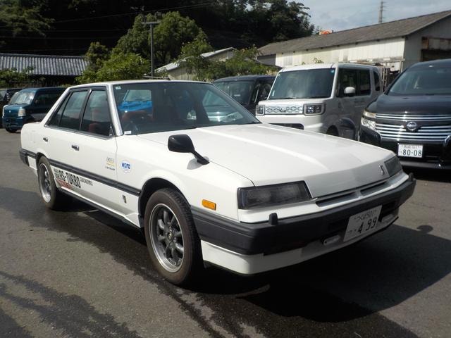 Nissan SKYLINE 1984 — фото автомобиля 1