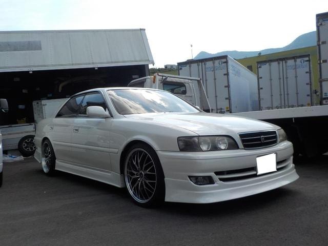 Toyota CHASER 2001 — фото автомобиля