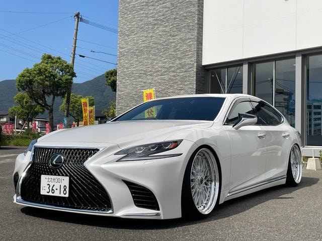 Lexus LS 2019 — фото автомобиля