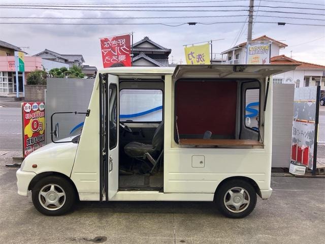 Daihatsu MIRA WALKTHROUGH VAN 1997 — фото автомобиля