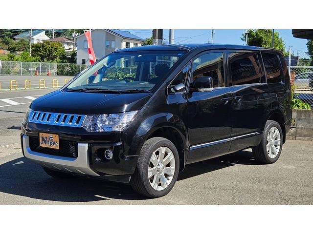 Mitsubishi DELICA D:5 2016 — фото автомобиля