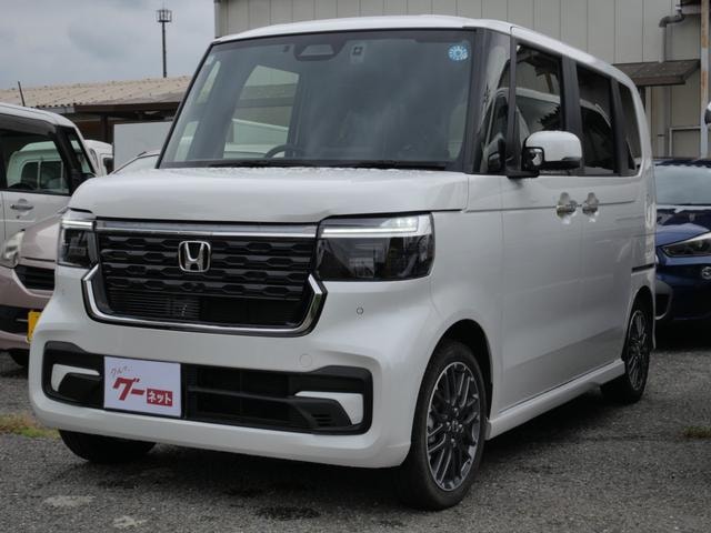 Honda N-BOX CUSTOM 2024 — фото автомобиля 1