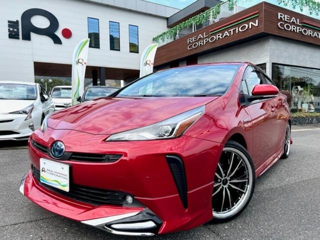 Toyota PRIUS 2019 — фото автомобиля 1