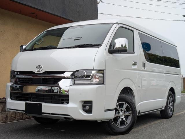 Toyota HIACE WAGON 2026 — фото автомобиля