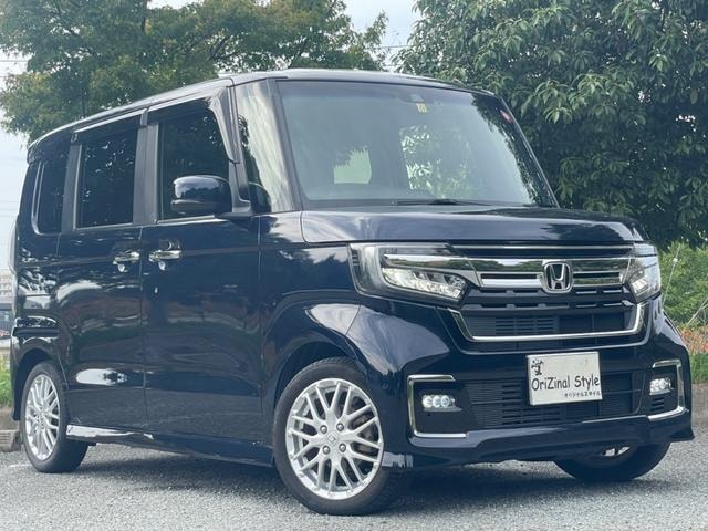 Honda N-BOX CUSTOM 2021 — фото автомобиля 1