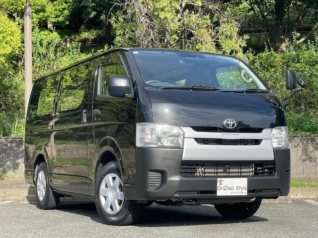 Toyota HIACE VAN 2020 — фото автомобиля