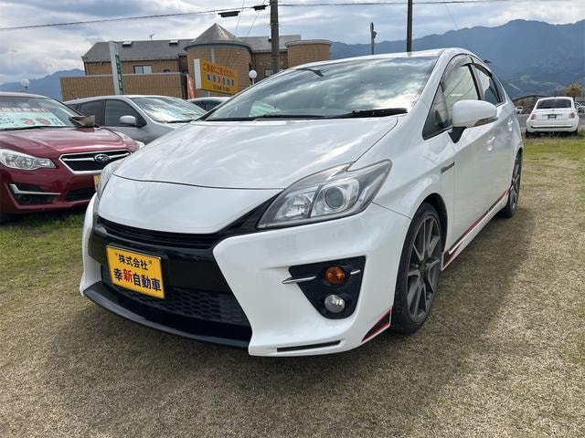 Toyota PRIUS 2012 — фото автомобиля 1