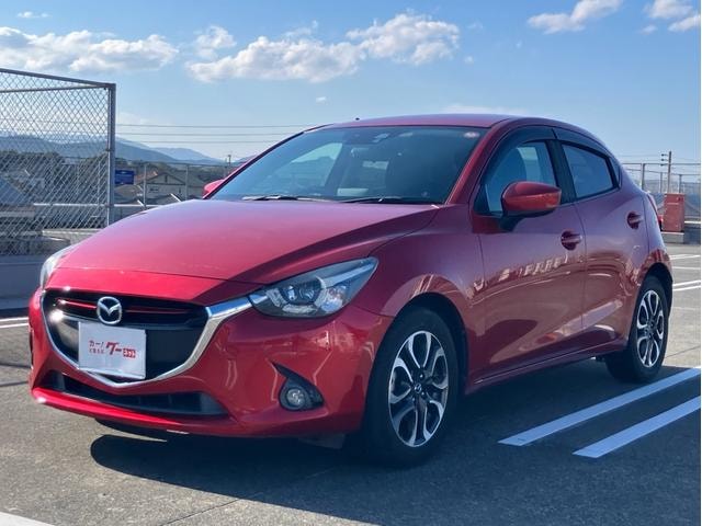 Mazda DEMIO 2016 — фото автомобиля