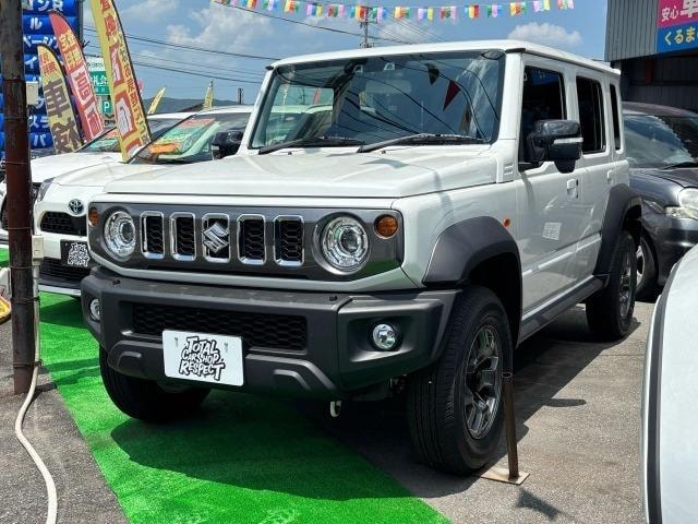 Suzuki JIMNY NOMADE 2026 — фото автомобиля 1