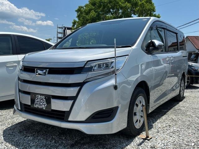 Toyota NOAH 2018 — фото автомобиля 1