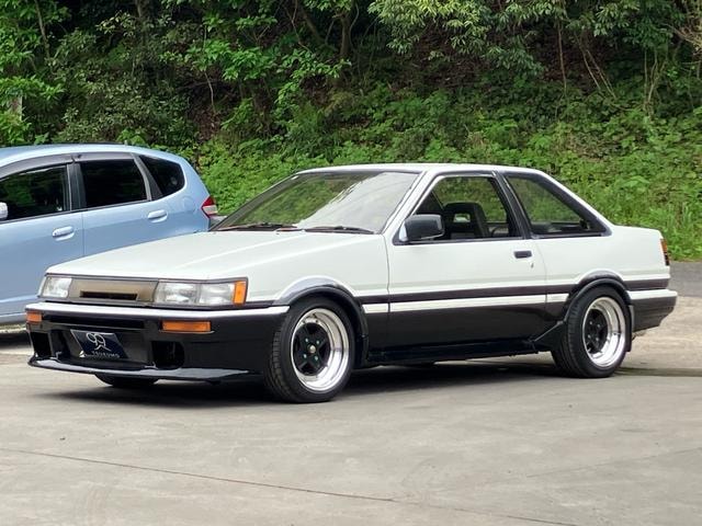 Toyota COROLLA LEVIN 1985 — фото автомобиля