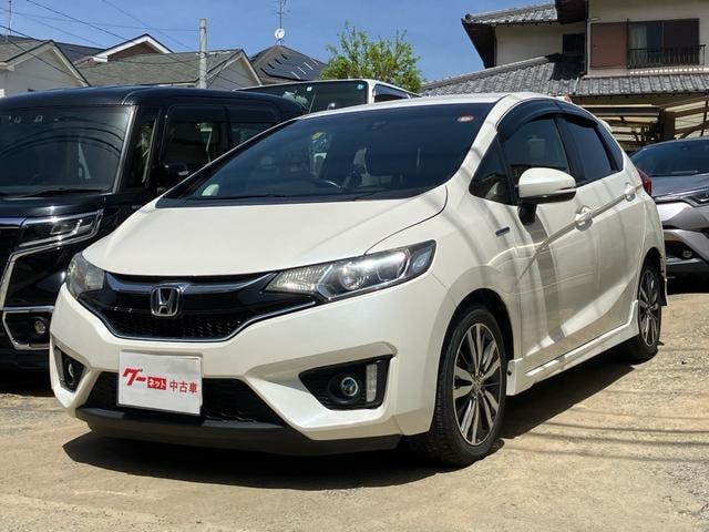 Honda FIT HYBRID 2016 — фото автомобиля