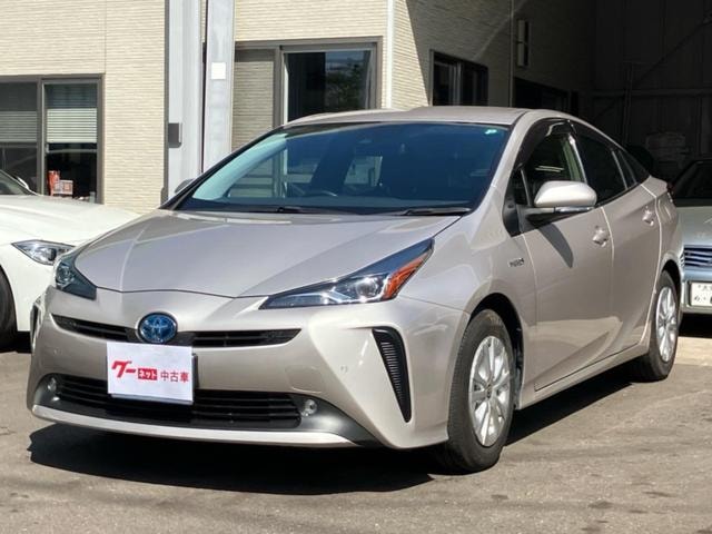 Toyota PRIUS 2019 — фото автомобиля 1