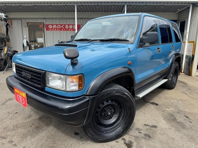 Isuzu BIGHORN 1997 — фото автомобиля