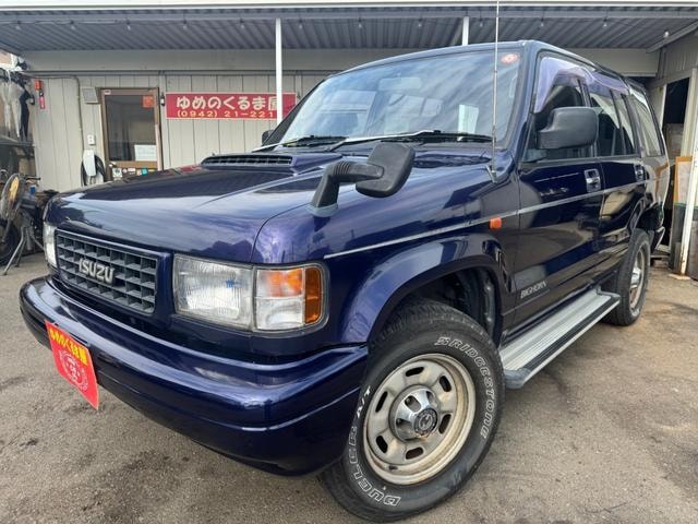 Isuzu BIGHORN 1994 — фото автомобиля 1