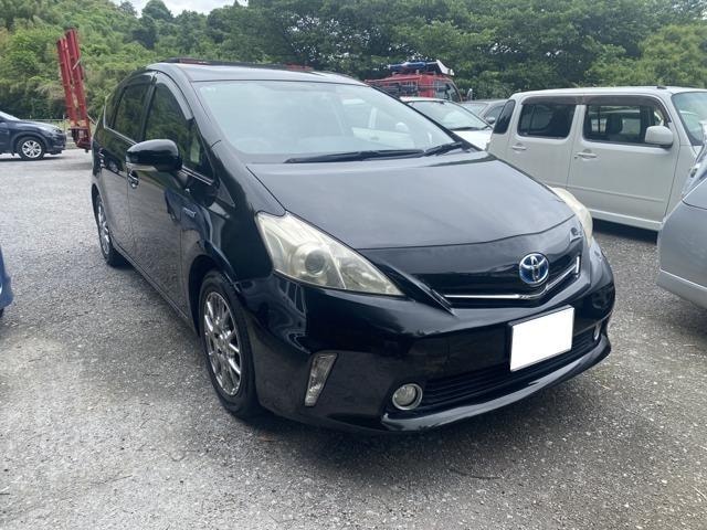 Toyota PRIUS ALPHA 2013 — фото автомобиля