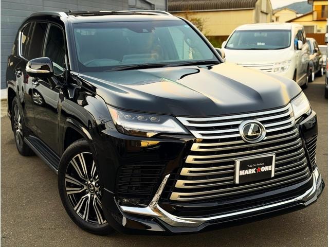 Lexus LX 2023 — фото автомобиля