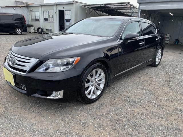 Lexus LS 2011 — фото автомобиля 1
