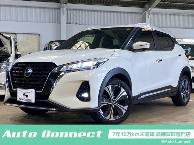 Nissan KICKS 2022 — фото автомобиля 1