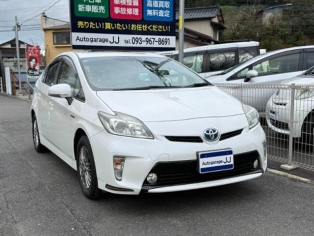 Toyota PRIUS 2015 — фото автомобиля 1