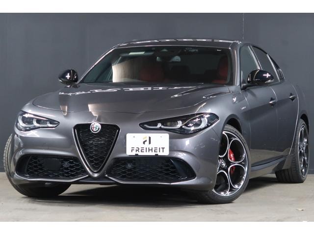 Alfa Romeo GIULIA 2023 — фото автомобиля 1