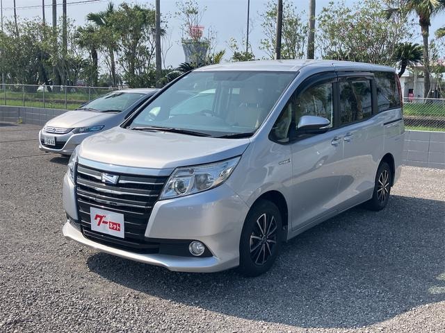 Toyota NOAH 2014 — фото автомобиля 1