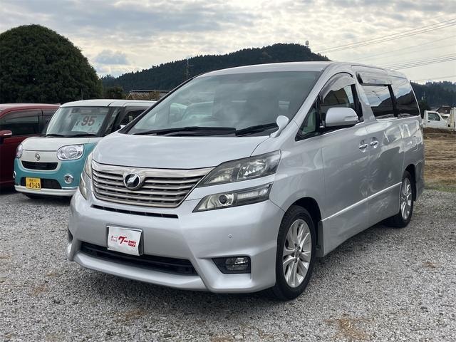 Toyota VELLFIRE 2010 — фото автомобиля 1