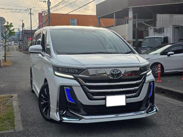 Toyota VELLFIRE HYBRID 2023 — фото автомобиля
