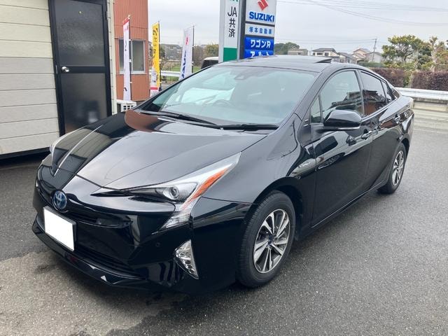 Toyota PRIUS 2016 — фото автомобиля 1