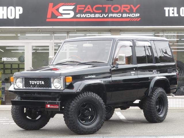 Toyota LAND CRUISER PRADO 1995 — фото автомобиля