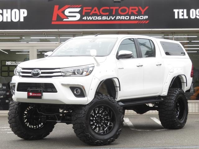 Toyota HILUX 2018 — фото автомобиля 1