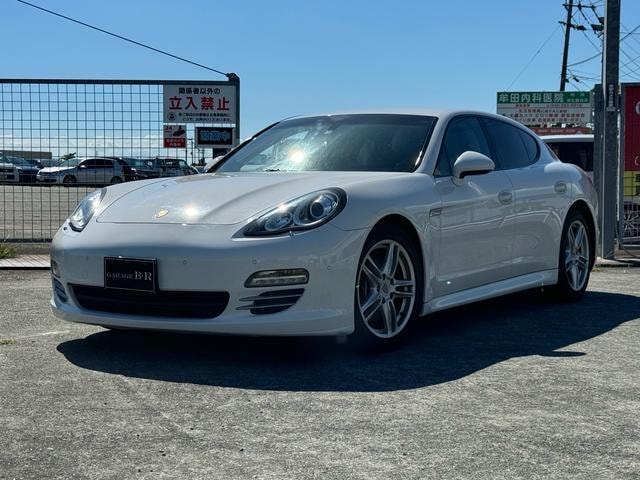 Porsche PANAMERA 2011 — фото автомобиля 1