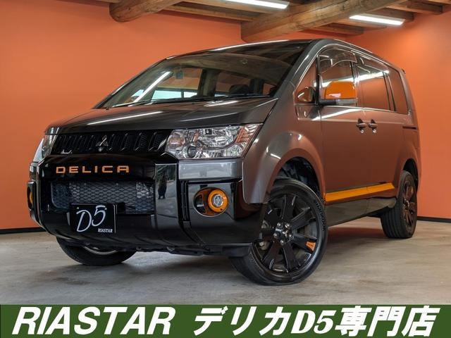 Mitsubishi DELICA D:5 2018 — фото автомобиля