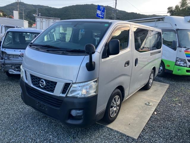 Nissan NV350CARAVAN VAN 2015 — фото автомобиля
