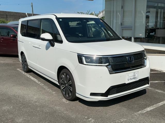 Honda STEPWAGON 2025 — фото автомобиля 1