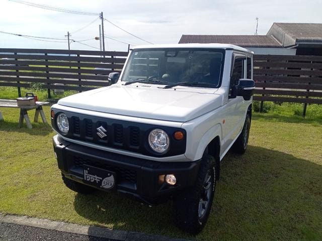 Suzuki JIMNY 2018 — фото автомобиля 1
