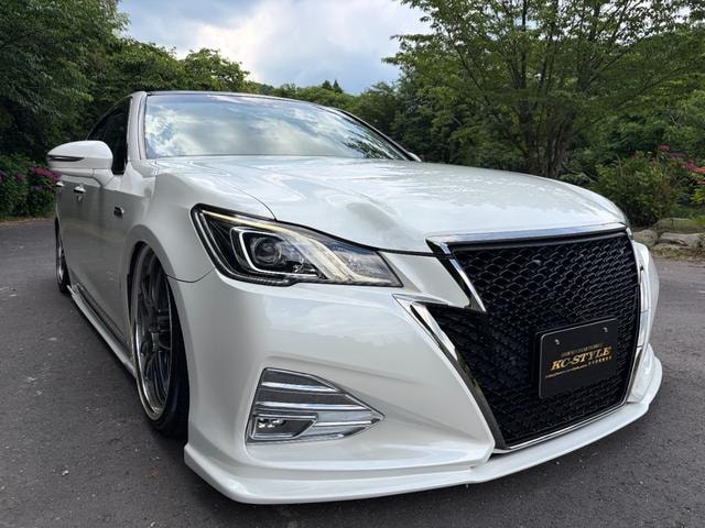 Toyota CROWN HYBRID 2013 — фото автомобиля