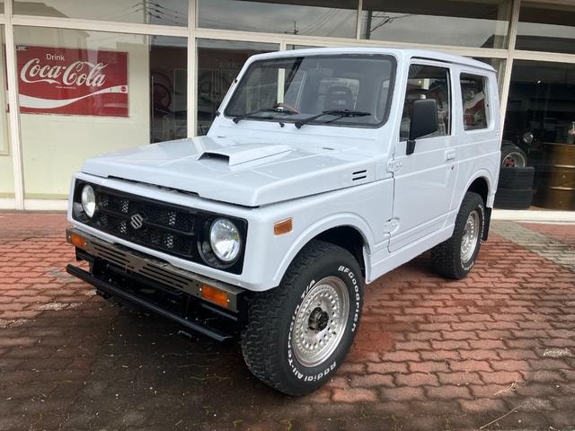 Suzuki JIMNY 1994 — фото автомобиля 1