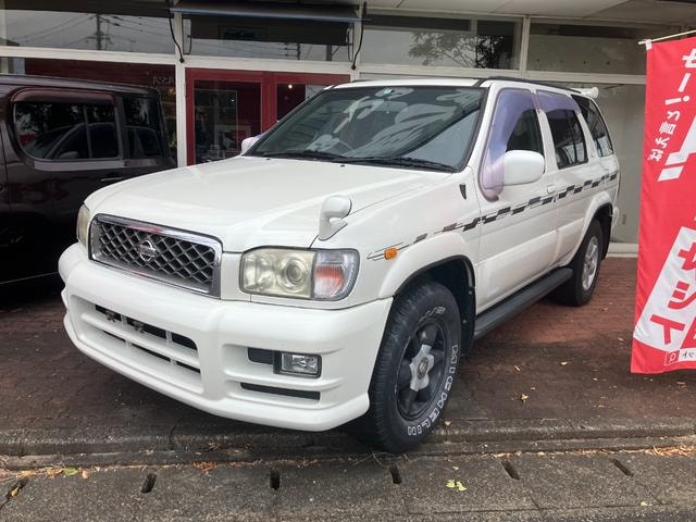 Nissan TERRANO 2000 — фото автомобиля 1