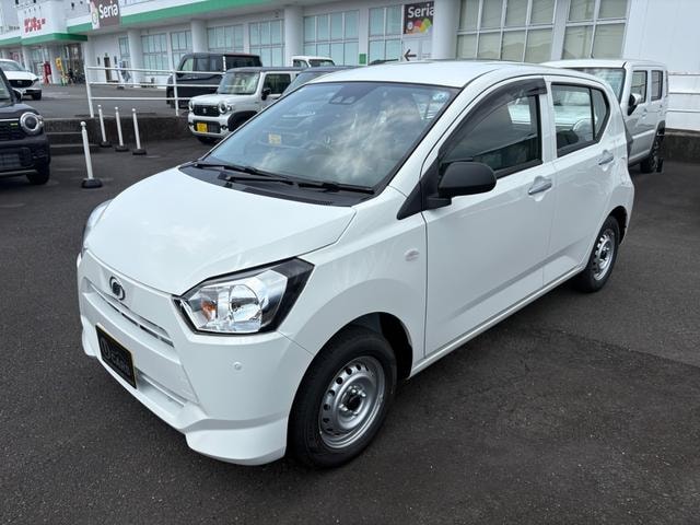 Daihatsu MIRA E:S 2026 — фото автомобиля