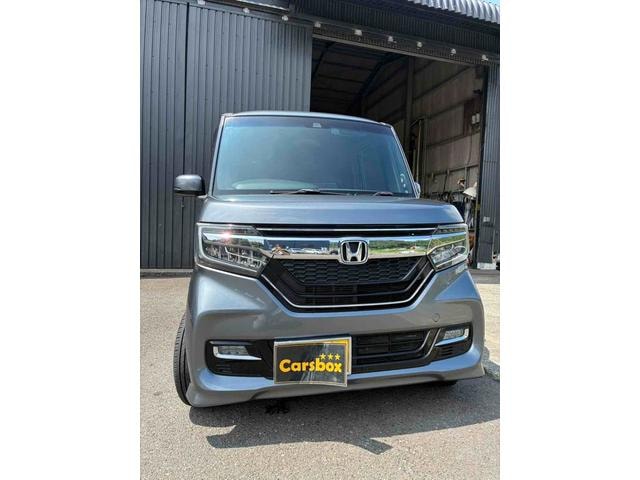 Honda N-BOX CUSTOM 2018 — фото автомобиля 1