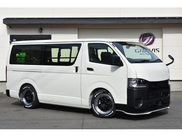 Toyota HIACE VAN 2026 — фото автомобиля